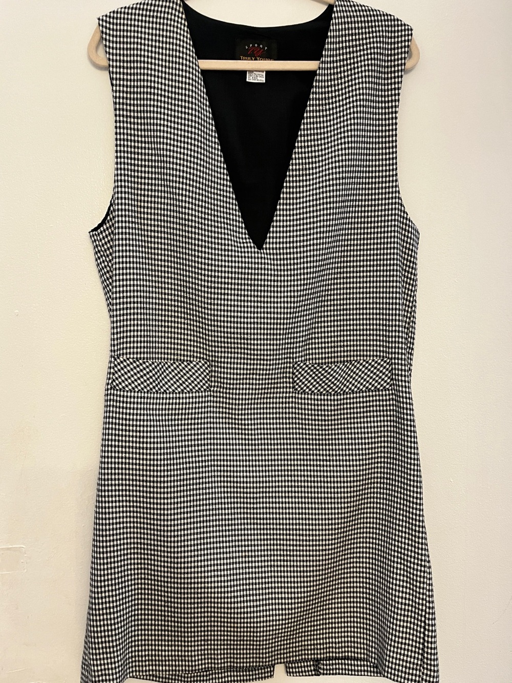 Sleeveless Black & White Gingham V-Neck Shift Dress
